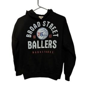 Philadelphia 76ers Broad Street Ballers Size Women’s Large Hoodie